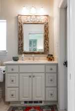 2001 Willow Dr (78)
