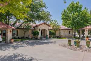 2001 Willow Dr (4)