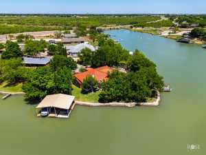 2001 Willow Dr (60)