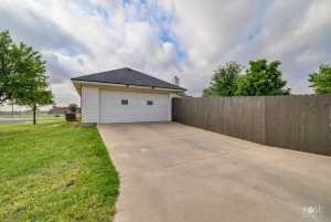 1724 Edmund Blvd (33)
