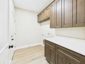 1942 Pine Valley St (29)