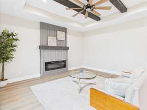 1942 Pine Valley St (3)
