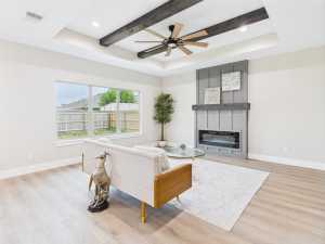 1942 Pine Valley St (32)