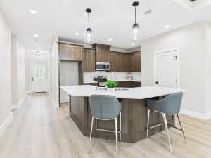 1942 Pine Valley St (8)