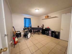 417 E 47th St (17)