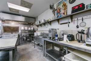 34 E Ave D (40)