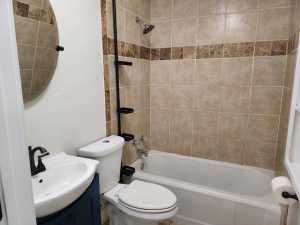 1310 S Van Buren St (13)