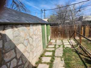 1310 S Van Buren St (15)
