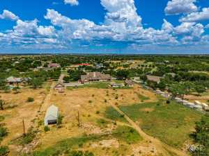 1527 Butler Dr (85)