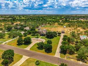 1527 Butler Dr (87)