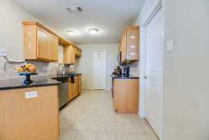 802 Fisher St (12)