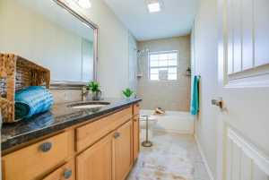 802 Fisher St (23)
