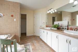 101 Las Lomas Dr (10)