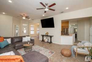 101 Las Lomas Dr (5)