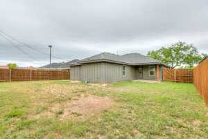 1117 E 26th St (23)