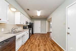 1417 Gregory Dr (7)