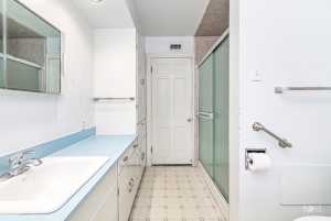 906 Ave J (23)