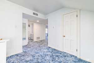 906 Ave J (26)