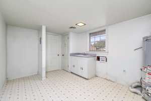 906 Ave J (34)