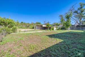 906 Ave J (37)