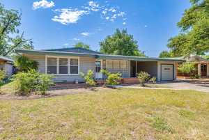 2821 Twohig Ave (27)