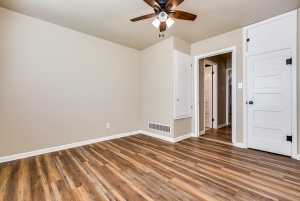 204 W 13th St (17)