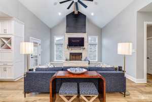 5313 Riviera Lane (10)