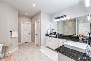 5313 Riviera Lane (20)