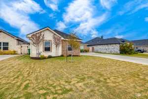 5313 Riviera Lane (3)