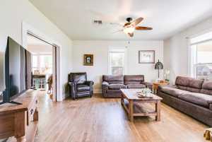 511 Elm St (8)