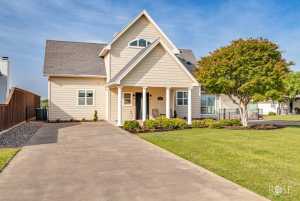 3045 Red Bluff Circle (37)