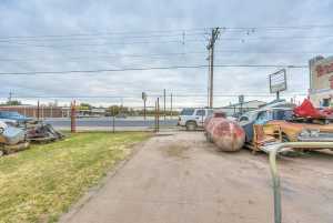 2917 N Chadbourne St (15)