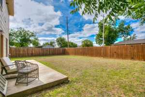 317 River Oaks St (3)