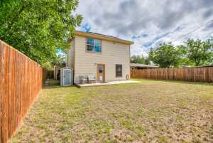 317 River Oaks St (35)