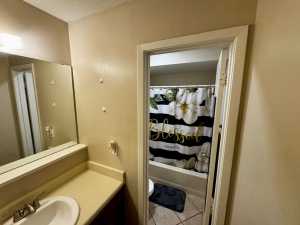 130 W Riverside Ave (18)