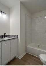 926 E 39th St (11)