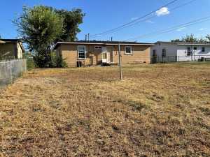 2316 Raney St (4)