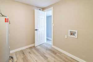 4071 Mercedes St (39)