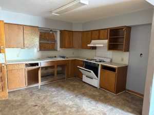 121 N Buchanan St (5)