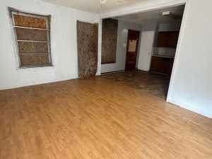 121 N Buchanan St (8)