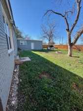2218 W Concho Ave (29)