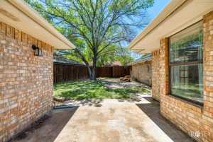 3413 Sequoia Circle (53)