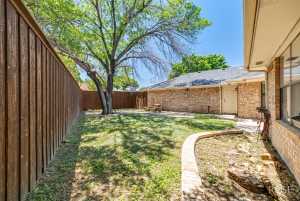3413 Sequoia Circle (55)