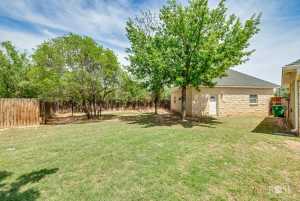 1258 Gleneagles Dr (34)