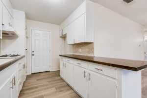 1809 N Harrison St (15)