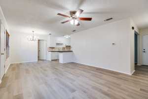 1809 N Harrison St (2)