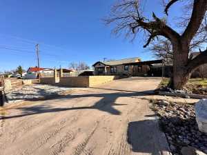 1717 W Ave I (8)