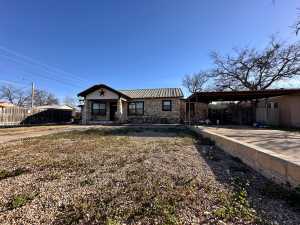 1717 W Ave I (9)