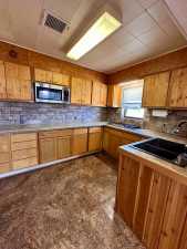 1717 W Ave I (15)