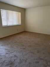131 Oakwood St (2)